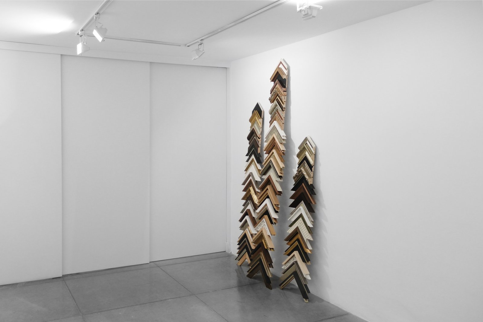 https://portasvilaseca.uint.studio/wp-content/uploads/2024/06/sala-2-145_-2.jpg