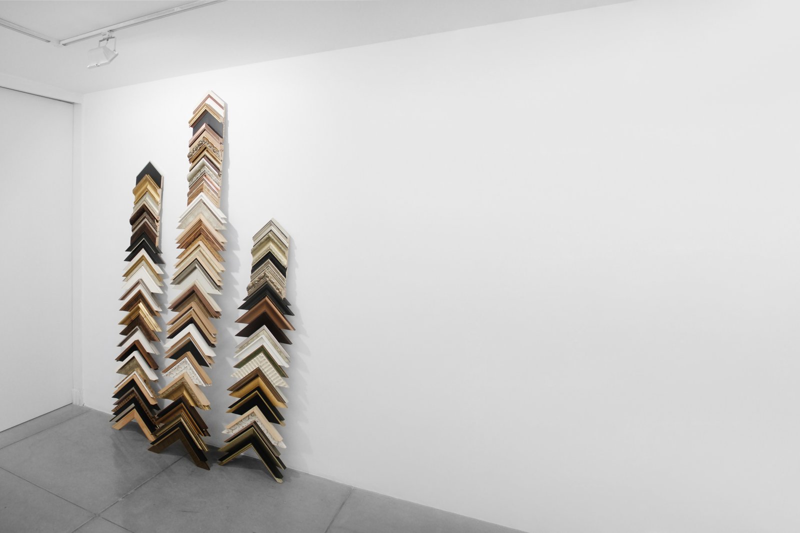 https://portasvilaseca.uint.studio/wp-content/uploads/2024/06/sala-2-151_-2.jpg