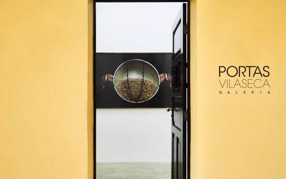 PORTAS DE ACERVO ABERTO VOL. 1 – EXPOSIÇÃO REÚNE OBRAS DO ACERVO DA PORTAS VILASECA GALERIA