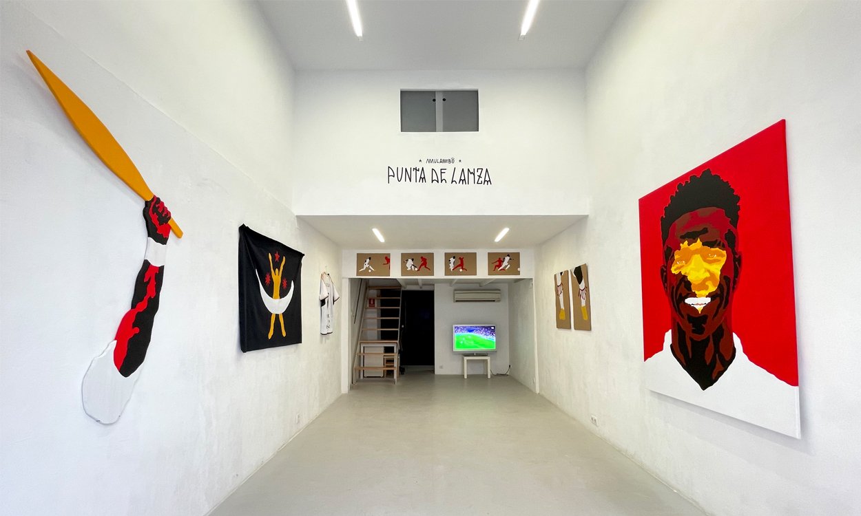 MULAMBÖ APRESENTA EXPOSIÇÃO “PUNTA DE LANZA” EM BARCELONA