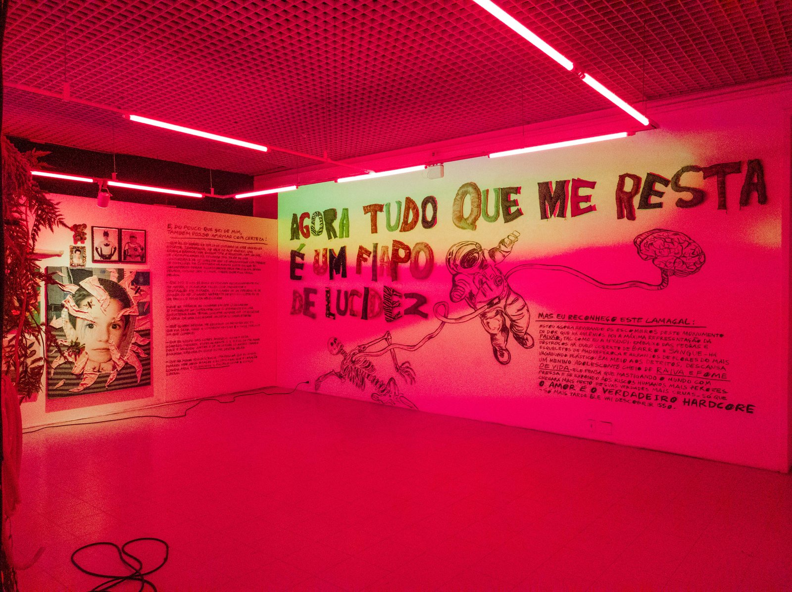 https://portasvilaseca.uint.studio/wp-content/uploads/2025/03/Randolpho-Lamonier-Bienal-do-Mercosul-015.jpg
