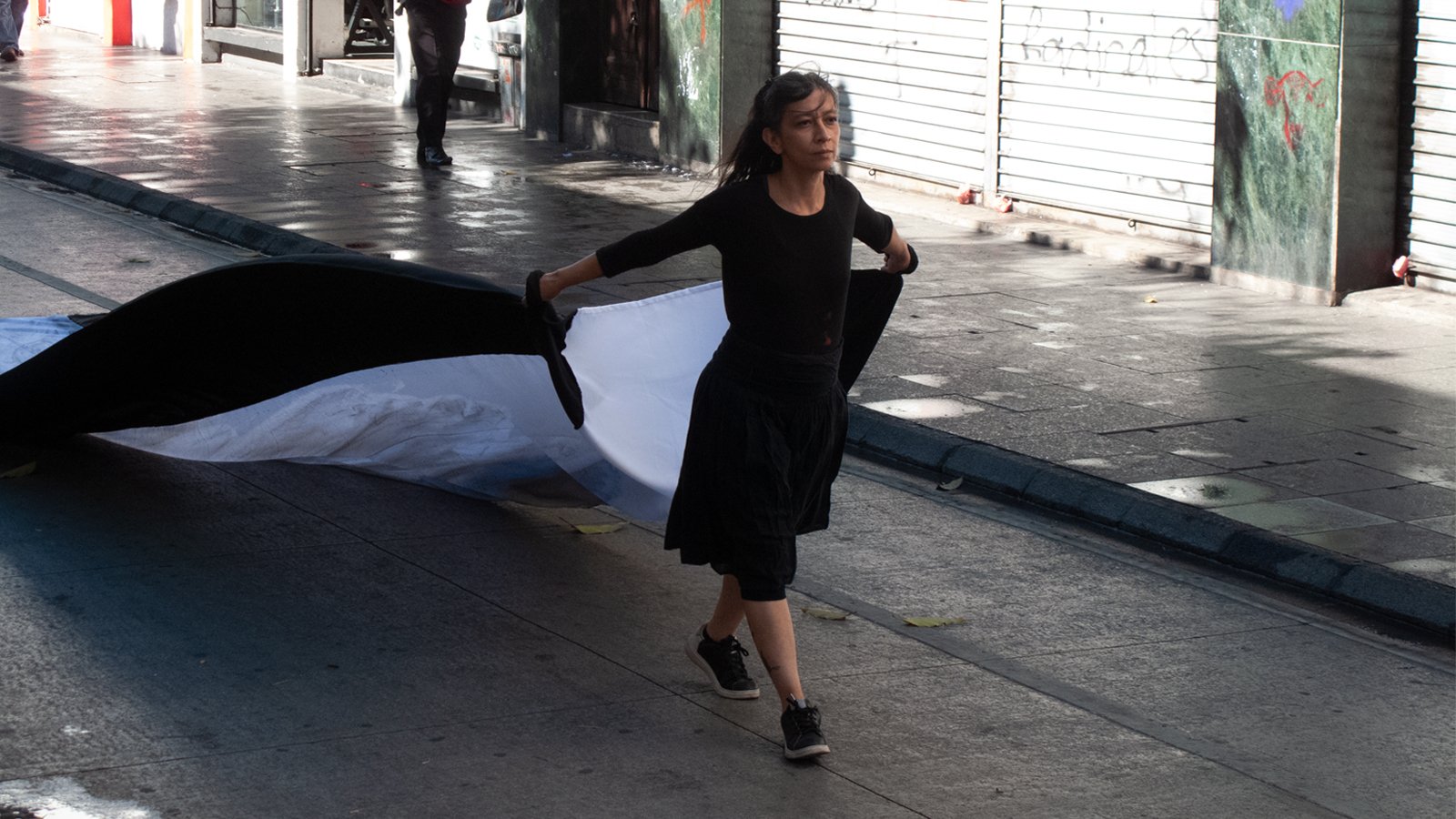 PRÓXIMA EXPOSIÇÃO: REGINA JOSÉ GALINDO APRESENTA “PRIMAVERA DEMOCRÁTICA” EM JUNHO