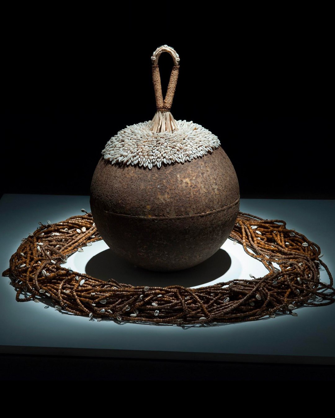 https://portasvilaseca.uint.studio/wp-content/uploads/2025/06/nadia_bienal_010.jpg