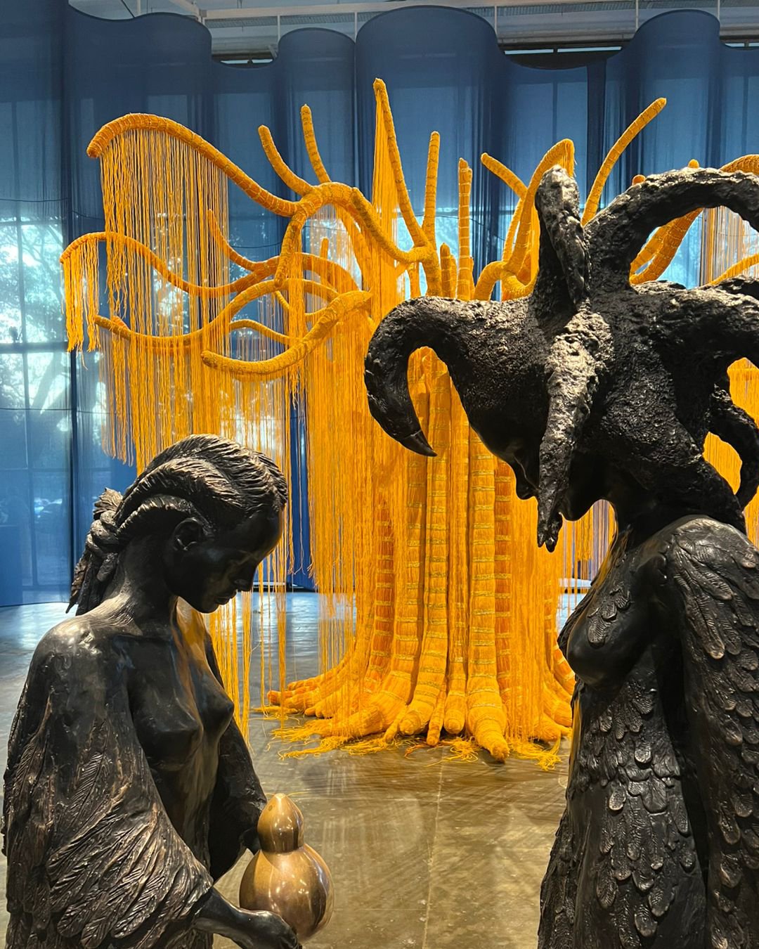https://portasvilaseca.uint.studio/wp-content/uploads/2025/09/007-nadia-taquary-bienal-sp.jpg